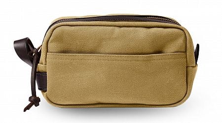 Filson Rugged Twill Travel Kit