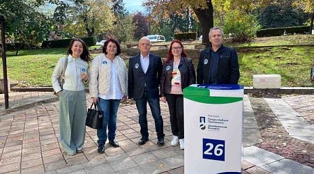 Continue the Change - Democratic Bulgaria MP Candidates Discuss Shumen Region's Priorities with Local People