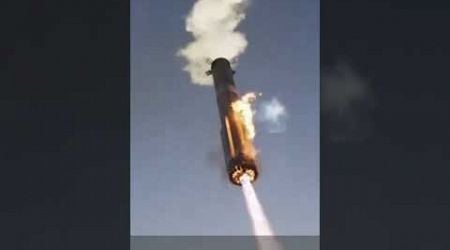 SpaceX rocket caught by &#39;chopsticks&#39;