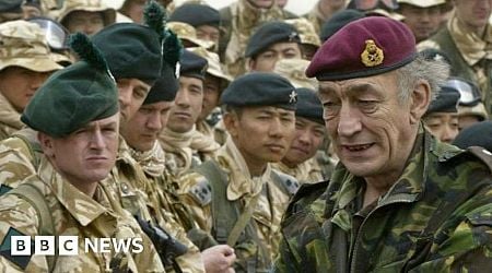 Former army head Gen Sir Mike Jackson dies at 80