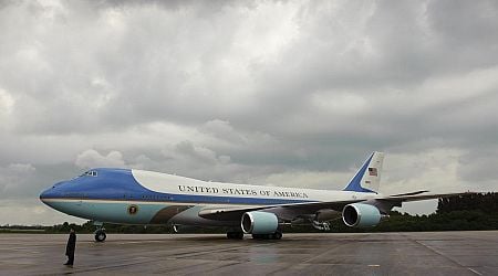 Mystery solved as US President's Air Force One plane spotted flying over Ireland