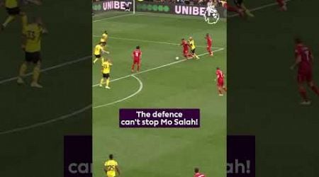 Mo Salah Leaves the Defenders Helpless!