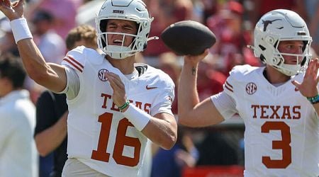 Texas back to Ewers after earlier Manning switch vs. Georgia