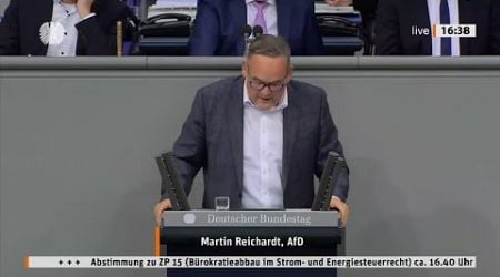 AKTUELL : REDE MARTIN REICHARDT ( AFD ) AM 18.OKTOBER IM DEUTSCHEN BUNDESTAG IN BERLIN.