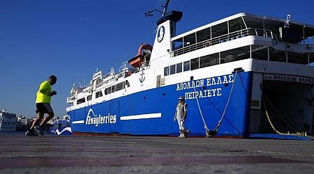 Greek ferry crews call off strike early ahead of three-day holiday weekend