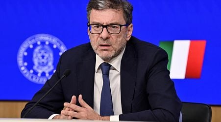 Giorgetti meets with rating agencies