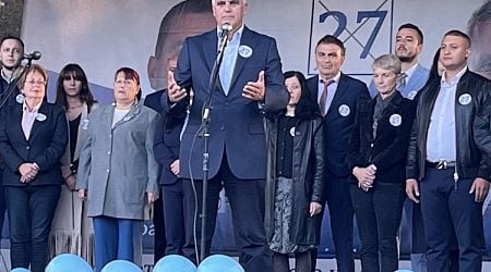 Bulgarian Rise Party Closes Election Campaign in Sofia