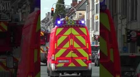 Uitruk volvo ladderwagen en signalistiewagen brandweer gent naar horizontale evacuatie