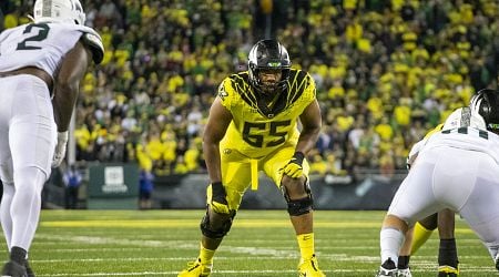 Oregon star lineman Ajani Cornelius stays true to Harlem roots