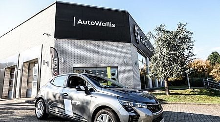 AutoWallis Group opens first Renault and Dacia dealership in Budapest