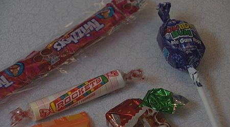 This is how to check if your candy packages have been altered