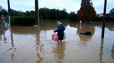 Paris would run out of emergency food and water within a week, says report