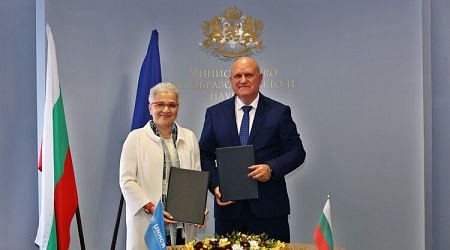 Caretaker Education Minister, UNHCR Representative in Bulgaria Sign Cooperation Memorandum