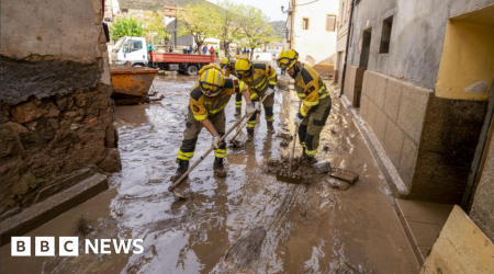 Watch: The weather conditions that caused devastating flash flooding in Spain