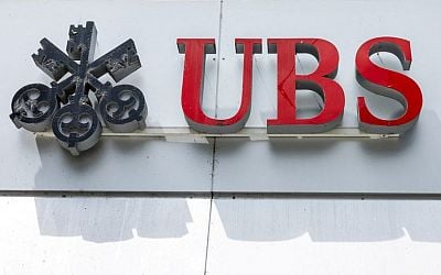 UBS fund management arm reports 3% stake in Swiss National Bank