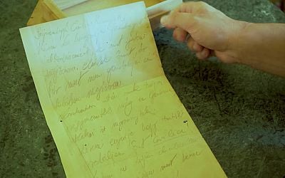 VIDEO: 100-year-old love letter discovered in Budapest confectionery box