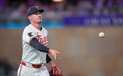 Twins Re-Sign Scott Blewett, Yunior Severino To Minor League Deals