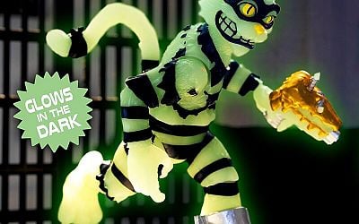 Super7 Teenage Mutant Ninja Turtles ULTIMATES! Glow-in-the-Dark Scratch Cat Figure