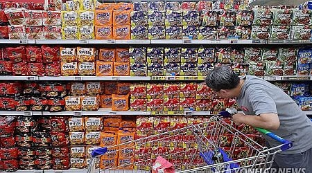 Exports of instant noodles hit fresh high of over US$1 bln through Oct.