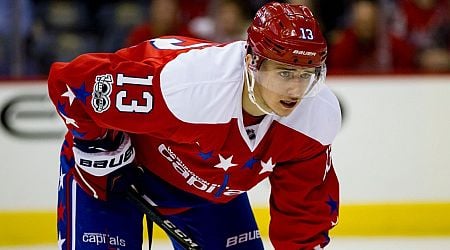 Capitals sign forward Vrana to one-year contract