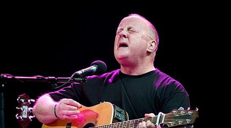 Late Late Show: Viewers hail Christy Moore a 'national treasure' after RTE chat show appearance