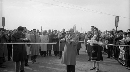 Nov. 5, 1963: Unveiling of Kremikovtzi Steel Complex