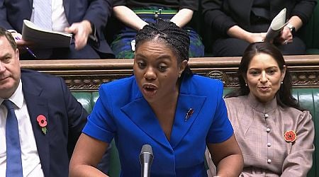 Trumpian vibe as Kemi Badenoch faces Keir Starmer in House of Commons