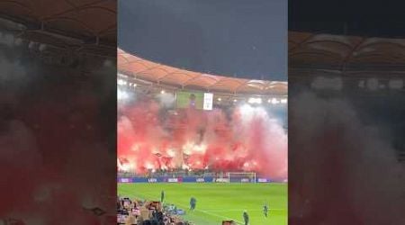 Stuttgarter Pyroshow! VfB Stuttgart - Atalanta Bergamo #VfBATA #VfbStuttgart #Atalanta #Stuttgart