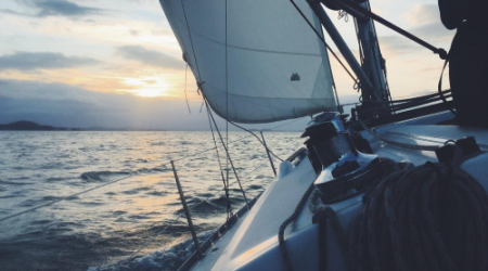 The Perks of Renting a Small Luxury Yacht with Crews vs. DIY Sailing