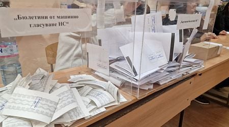 Discrepancies between Flash Memories and Protocols from Oct. 27 Parliamentary Elections Found