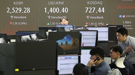 Seoul shares open lower amid continued 'Trump trade'