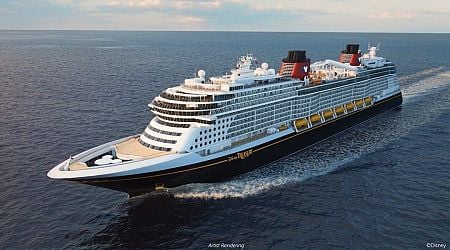 Disney cruise rescues sinking boat with 4 on board while making its way to first voyage