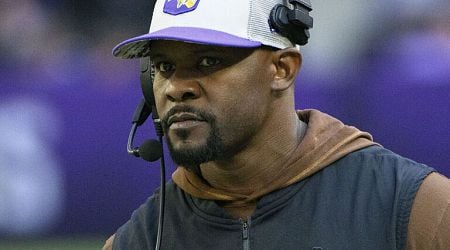 Vikings' Flores 'certainly' wants to be NFL head coach again