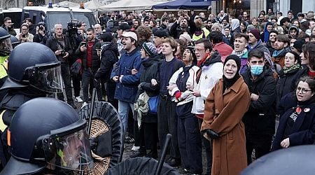 Dutch police detain six people defying Amsterdam protest ban