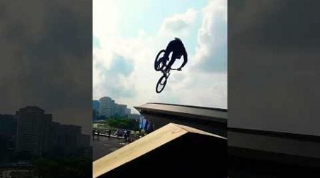 #bmx #redbullshowrun #mtb #redbullracing #redbullring #sports #redbull #stunt