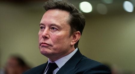 Musk retweets post saying Mattarella wrong,Meloni right