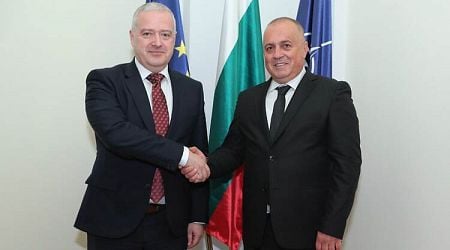 Bulgaria's Foreign Minister Confers with Chair of Defunct Bulgarian Culture Club in Bitola