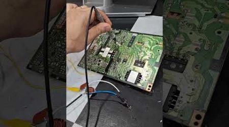 LA HERRAMIENTA TESORO DE LAS FUENTES CONMUTADAS #viralvideo #repair #shortvideo #technology #shorts