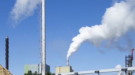 Greenhouse gas emissions not curbed enough to protect Earth: report