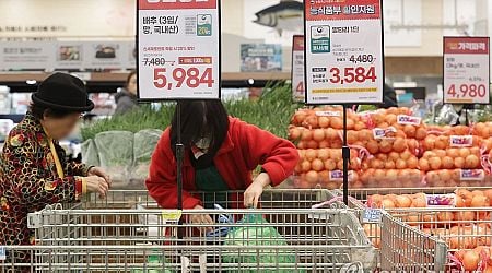 Supermarkets in central Seoul to change mandatory closure day to Wednesday