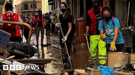 Valencia floods: Spain clings to fragments of hope in time of disaster