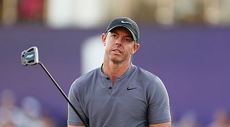 Rory McIlroy hits speedbump but remains in contention for twin titles