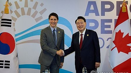 Yoon, Canada's Trudeau hold summit on sidelines of APEC