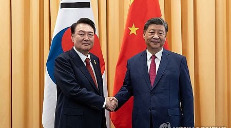 (2nd LD) Yoon asks China's Xi to play 'constructive' role in N. Korea's provocation, military cooperation with Russia