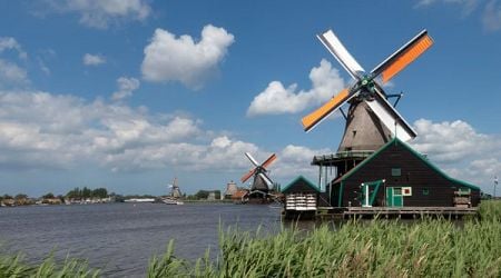 Verfmolen De Kat in Zaandam, Netherlands