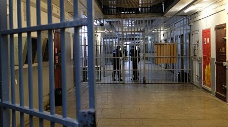 French rights watchdog condemns lack of basic rights for prisoners