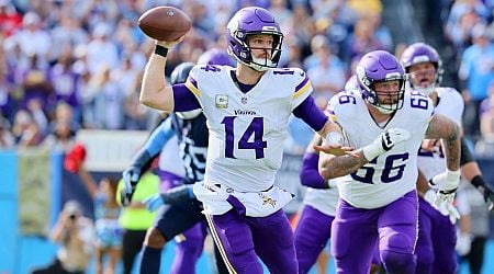 Sam Darnold bounces back to lead Vikings to win over Titans