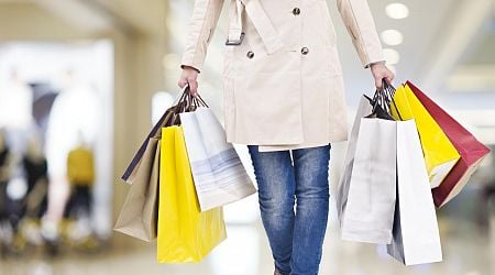 Dutch consumer spending boosts economy amid low confidence