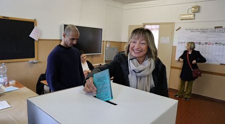 Umbria turnout down 12% to 52%