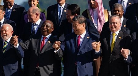 Xi attends G20 Summit in Brazil, strengthens ties with Lula